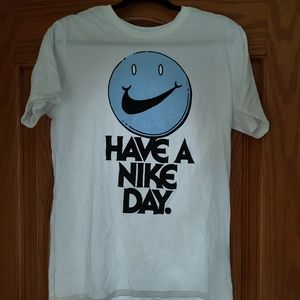 White Nike T-shirt